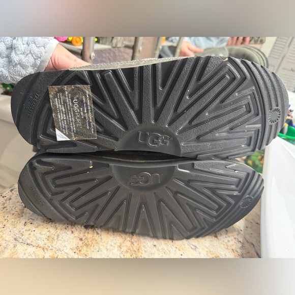 UGG MEN NEUMEL WATERPROOF CHARCOAL LEATHER SHOE US 12 NWOT - Picture 8 of 9